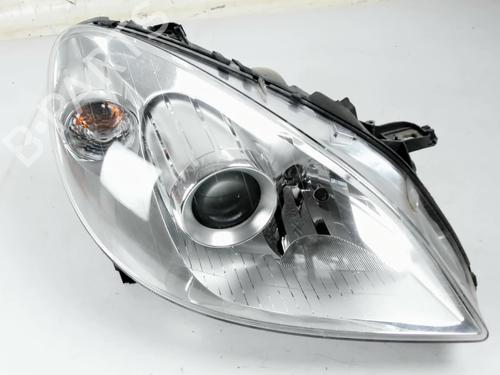 Used Right headlight MERCEDES-BENZ B-CLASS Sports Tourer (W245) B 180 CDI (245.207) (109 hp) 25445239