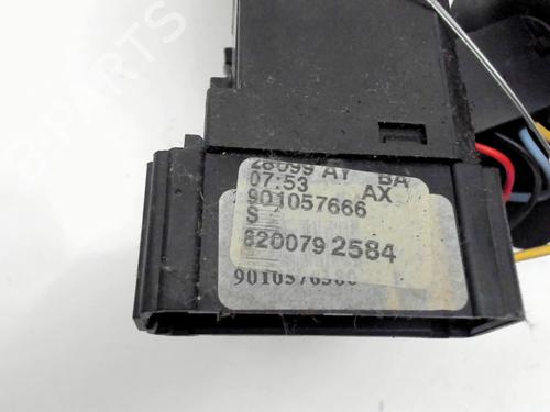 switch-dacia-sandero-2008-33701876 main image