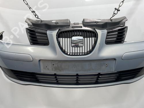Used Front bumper SEAT IBIZA III (6L1) 1.4 16V (75 hp) 29638987
