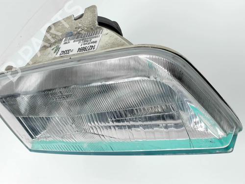 Used Right headlight Right headlight CITROËN ZX (N2) 1.9 D (68 hp) 20435647 20435647