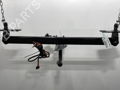 Used Tow ball/Mechanism MERCEDES-BENZ GLA-CLASS (X156) GLA 200 CDI / d (156.908) (136 hp) 29921751