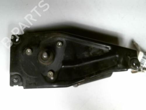 Used Front wiper motor SUZUKI BALENO Estate (EG) 1.9 TD (SY419) (75 hp) 21232166