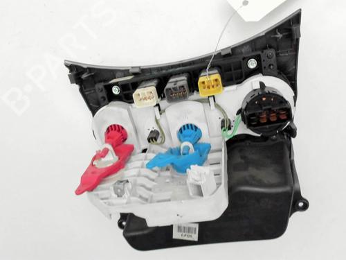 Used Climate control Climate control 21422851 21422851