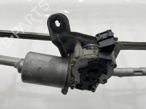 Used Front wiper motor VOLVO V70 II (285) 2.5 TDI (140 hp) 20394022
