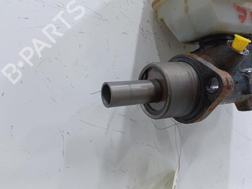 Used Brake master cylinder Brake master cylinder RENAULT LAGUNA I (B56_, 556_) 1.8 (94 hp) 20401723 20401723