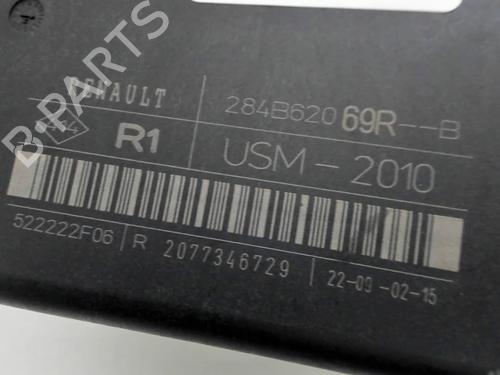 Fuse box RENAULT SCÉNIC III (JZ0/1_) 1.6 dCi (JZ00, JZ12) | BP31679440E1 