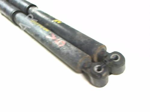 Used Left front shock absorber MERCEDES-BENZ E-CLASS (W210) E 290 Turbo-D (210.017) (129 hp) 20402765