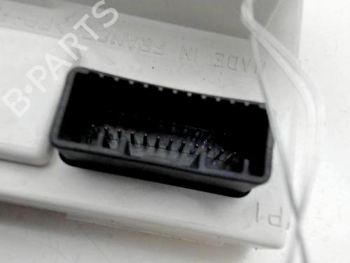 Used Display monitor Display monitor RENAULT CLIO II (BB_, CB_) 1.5 dCi (B/C2J) (68 hp) 28362064 28362064