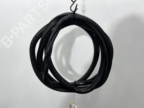 rubber-door-seal-vw-crafter-van-sy_-sx_-2016-32264350 main image