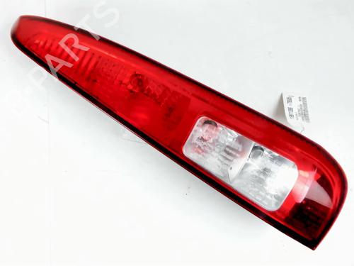 Feu arrière droit FORD FUSION (JU_) 1.4 TDCi (68 hp) 31871808