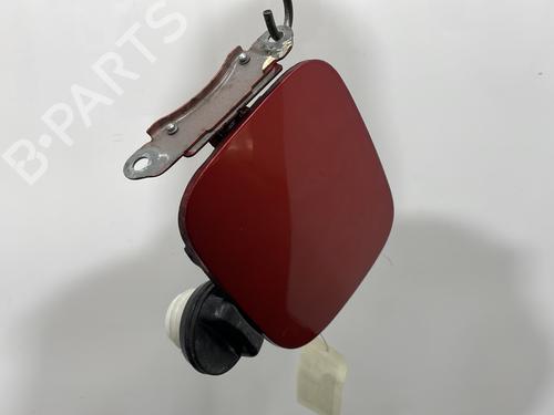 fuel-flap-renault-kadjar-ha_-hl_-2015-31817647 main image