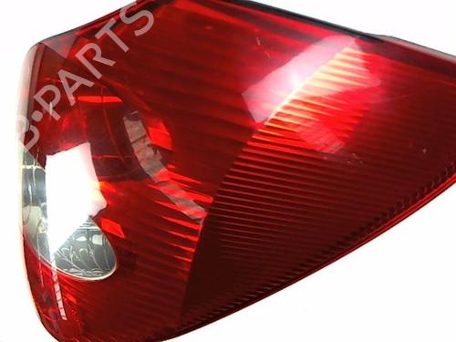 Right taillight RENAULT LAGUNA II Grandtour (KG0/1_) 2.2 dCi (KG0F) | BP20413826C35 