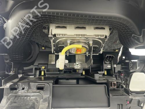 Instrumentbræt PEUGEOT 108 1.2 | BP32981660C46  - Image 11