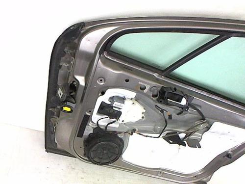 Right front door PEUGEOT 407 (6D_) 2.0 HDi 135 (6DRHRH, 6DRHRE, 6DRHRG, 6DRHRJ) | BP20414905C3 
