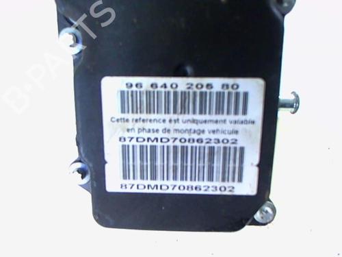 Used ABS pump PEUGEOT 308 I (4A_, 4C_) 1.6 HDi (109 hp) 20403637
