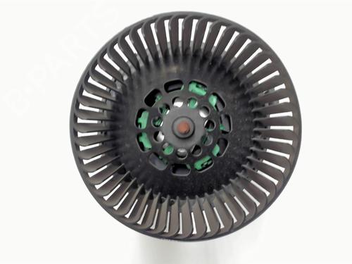 Used Heater blower motor TOYOTA AYGO (_B1_) 1.0 (KGB10_, KGB10R) (68 hp) 20470128