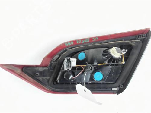 Venstre baglygte bagklap Venstre baglygte bagklap FORD FIESTA VII (HJ, HF) 1.5 TDCi (86 hp) 34458890 34458890