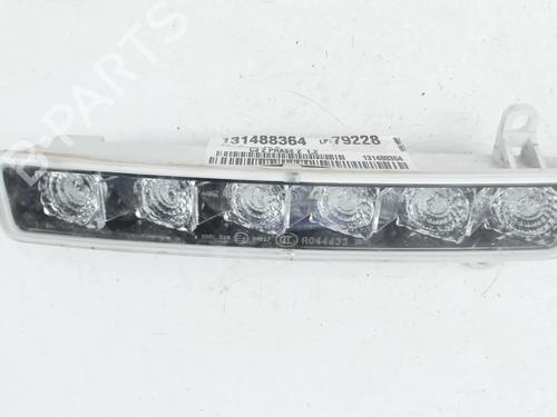 Used Right daytime light Right daytime light 39228871 39228871