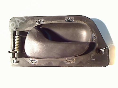 Used Front left interior door handle RENAULT LAGUNA I (B56_, 556_) 1.8 (B56S/T/0) (90 hp) 21230149