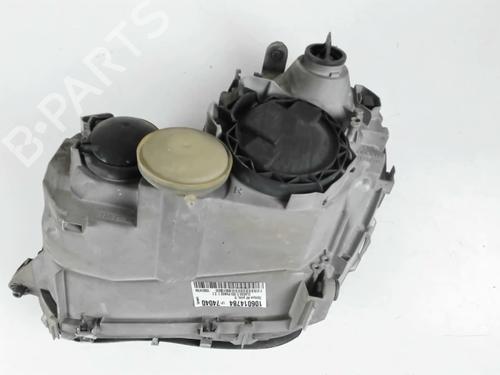 right-headlight-mercedes-benz-c-class-w203-2000-2001-2002-2003-2004-2005-2006-2007-25979785 main image