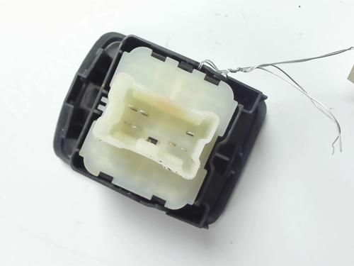 Used Left front window switch DACIA SANDERO II 1.0 LPG (B8ML) (101 hp) 20449985