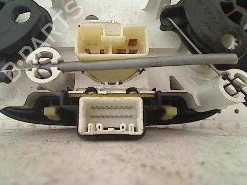 AC Styreenhet / Manøvreringsenhet TOYOTA RAV 4 II (_A2_) 2.0 D 4WD (CLA20_, CLA21_, CLA20R, CLA21R) | BP20478431I5 