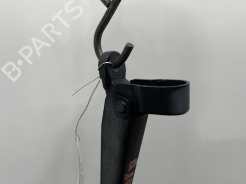 Used Front windshield wiper arm Front windshield wiper arm 20388647 20388647