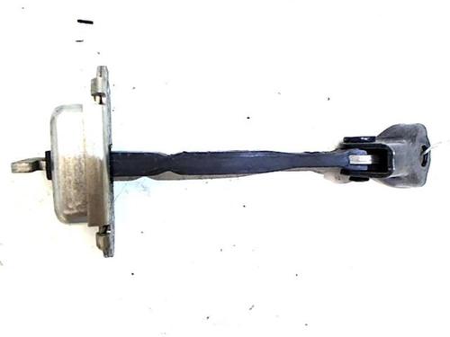 Used Hinge/Door check strap TOYOTA YARIS (_P9_) 1.4 D-4D (NLP90_, NLP90R) (90 hp) 20411339
