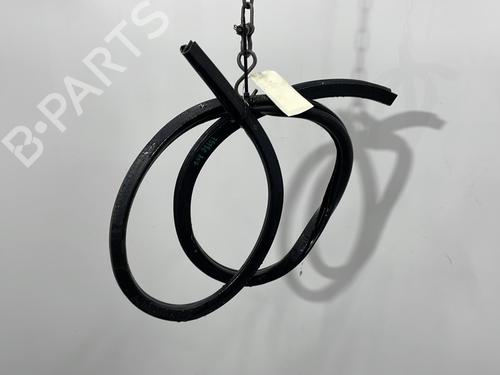 Used Rubber door seal RENAULT MEGANE II Coupé-Cabriolet (EM0/1_) 1.6 (113 hp) 30736562