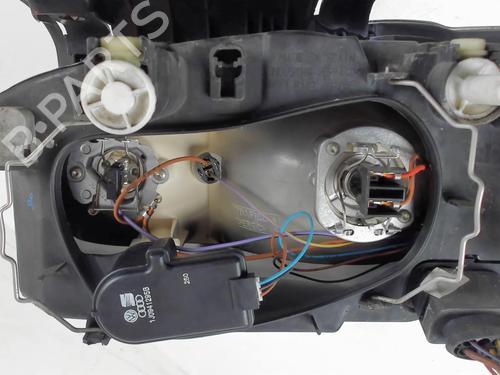 Right headlight SEAT CORDOBA (6K1, 6K2) 1.9 TDI | BP25264891C29 