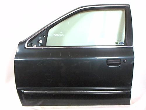 Used Left front door Left front door 21203605 21203605