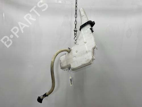 Used Windscreen washer tank BMW X1 (E84) sDrive 18 d (143 hp) 27572209