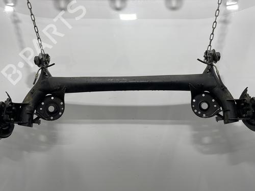 Bagaksel TOYOTA YARIS (_P21_, _PA1_, _PH1_) 1.5 Hybrid (MXPH10, MXPH11) (116 hp) 32305801