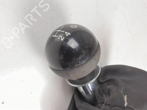 Used Gear lever Gear lever FIAT 500 (312_) 1.2 (312AXA1A) (69 hp) 20468260 20468260