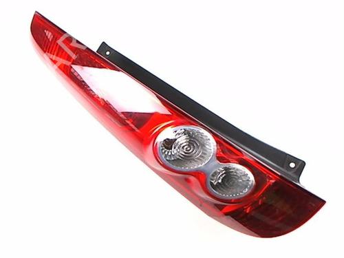Used Left taillight FORD FIESTA V (JH_, JD_) 1.6 16V (100 hp) 20472411