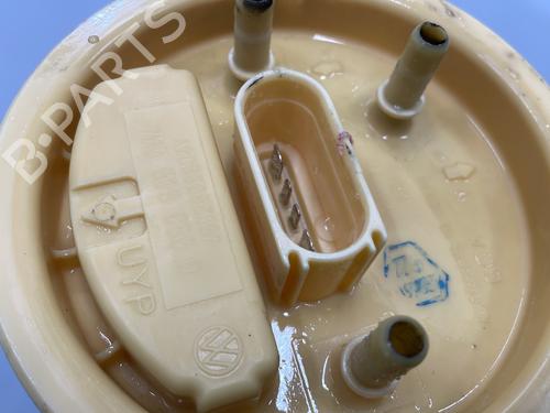 Fuel pump VW TRANSPORTER T5 Van (7HA, 7HH, 7EA, 7EH) 2.5 TDI | BP22330084M76 