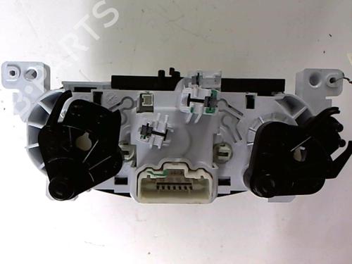 Used Climate control Climate control DACIA SANDERO II TCe 90 (B8M1, B8MA, B8AC) (90 hp) 20425937 20425937