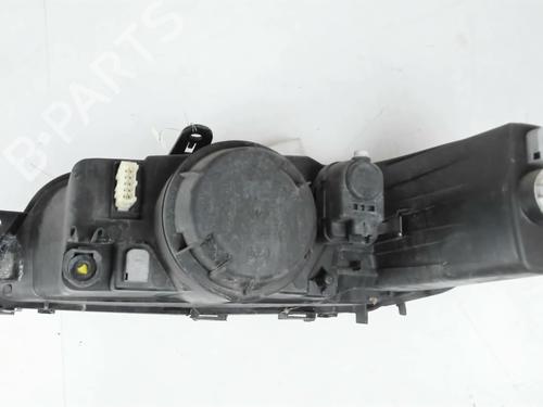 Right headlight PEUGEOT 306 Hatchback (7A, 7C, N3, N5) 1.4 | BP30755885C29