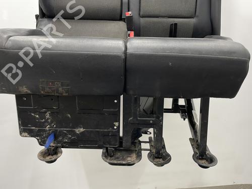 Right front seat PEUGEOT EXPERT Van (V_) 2.0 BlueHDi 145 | BP28525443C16