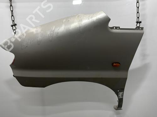 Used Left front fenders HYUNDAI H-1 / STAREX Bus (A1) 2.5 TCi (101 hp) 22599908