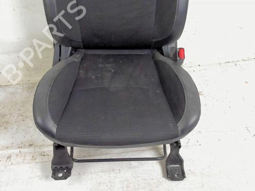 Used Right front seat CITROËN C4 AIRCROSS 1.8 HDi 150 AWC (150 hp) 21206555