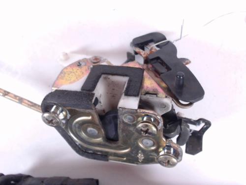 Rear left lock HYUNDAI LANTRA II (J-2) 1.6 16V | BP21235655C100 