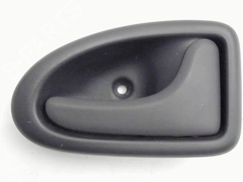 Høyre bak invendig håndtak RENAULT CLIO II (BB_, CB_) 1.2 (BB0A, BB0F, BB10, BB1K, BB28, BB2D, BB2H, CB0A,... (58 hp) 29374978