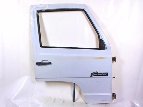 Right front door MERCEDES-BENZ MB Van (W631) D (631.332, 631.342) | BP21203582C3 
