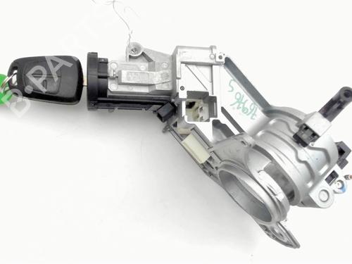 Used Ignition barrel OPEL ZAFIRA / ZAFIRA FAMILY B (A05) 1.9 CDTI (M75) (150 hp) 31074574