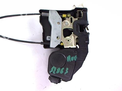 Front right lock HYUNDAI TRAJET (FO) 2.0 CRDi | BP20386249C97 