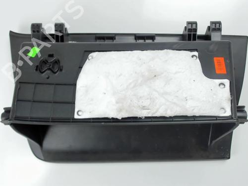 Used Glove box Glove box 20468548 20468548