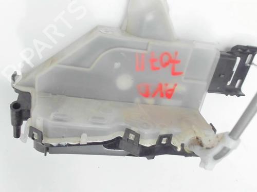 front-right-lock-citroen-c4-cactus-15-bluehdi-100-9819038480-2014-20423354 main image