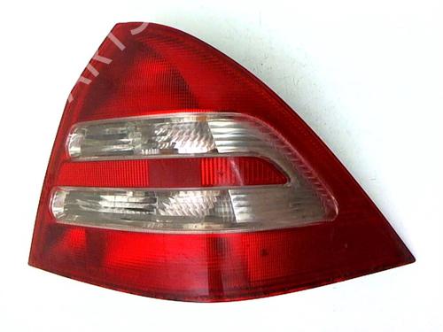 Right taillight MERCEDES-BENZ C-CLASS (W203) C 200 CDI (203.007) | BP20425389C35 