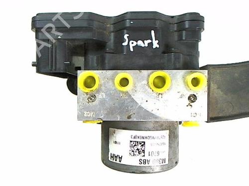 Used ABS pump CHEVROLET SPARK (M300) 1.0 (68 hp) 20467360